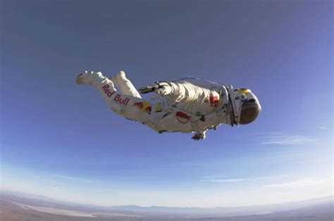 Suivez en direct le saut de Felix Baumgartner pour Red Bull