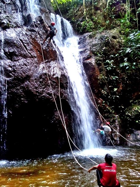 TravelGadisTerpeleot: Hiking to Sungai Pisang Waterfall Gombak