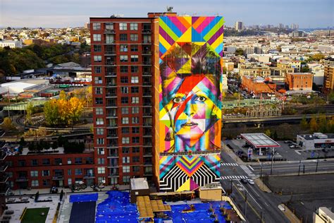 Kaleidoscopic Street Art by Eduardo Kobra | Daily design inspiration ...