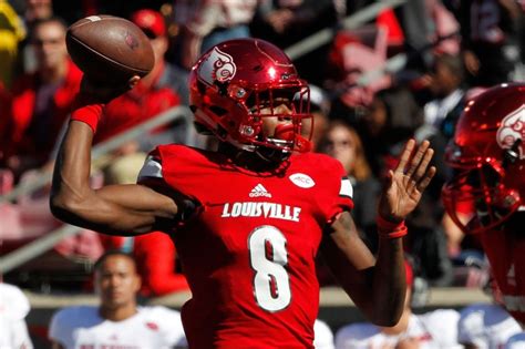 Lamar Jackson, No. 5 Louisville stunned by Houston - UPI.com