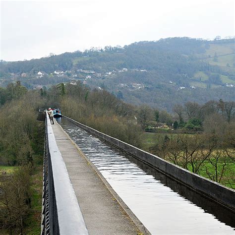 Pontcysyllte Aqueduct © Dr Richard Murray cc-by-sa/2.0 :: Geograph Britain and Ireland