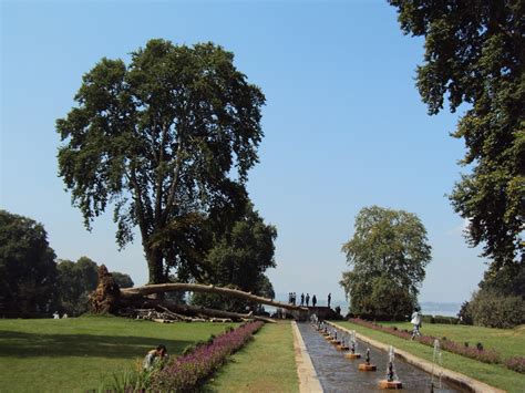 SHALIMAR BAGH MUGHAL GARDEN SRINAGAR KASHMIR