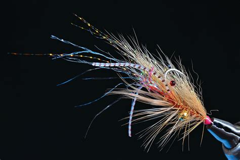 Tying the Chewy's Halo Shrimp Fly - Fly Fisherman