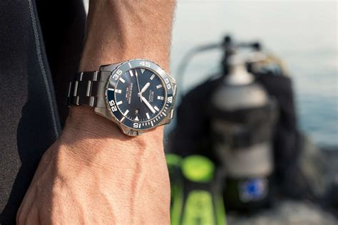 Introducing the Mido Ocean Star Diver 600 - Worn & Wound