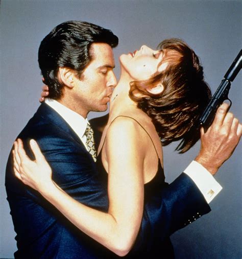 Izabella Scorupco - GoldenEye Promoshoot (1995) • CelebMafia