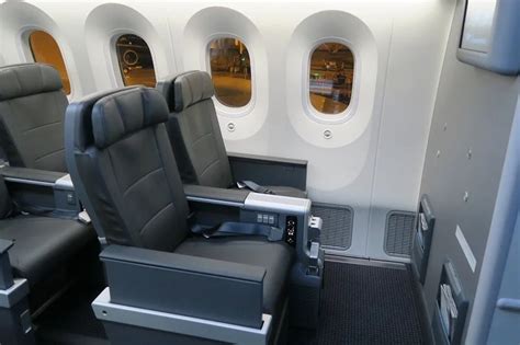 Review: American Airlines 787-9 Premium Economy Seat