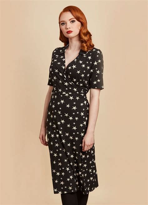 Vonnie Star Print Wrap Dress | Printed wrap dresses, Wrap dress, Dresses