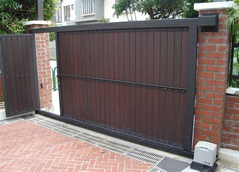 Should You Choose Sliding Driveway Gates? – Madison Art Center Design