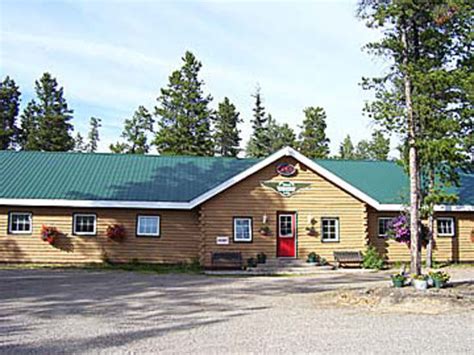 AIR FORCE LODGE - Prices & Hotel Reviews (Watson Lake, Yukon, Canada)