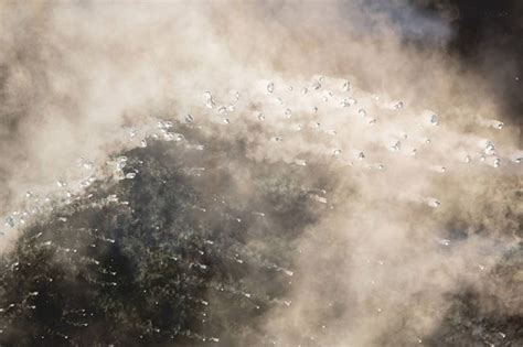 Boiling Water Science Experiment- – Fubiz Media