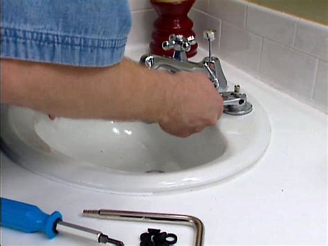 Leaky Faucet Video | DIY