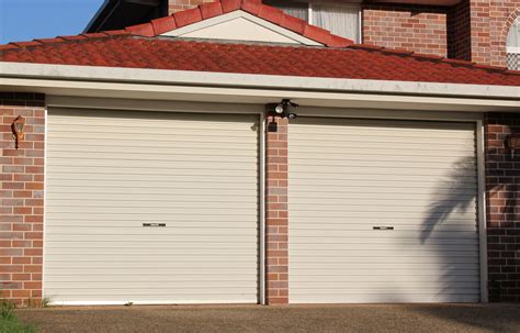 Roller Garage Doors | Stratco