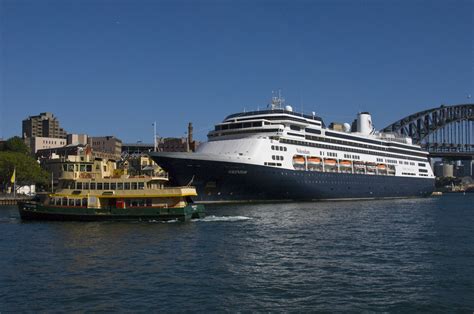 Volendam - description, photos, position, cruise deals