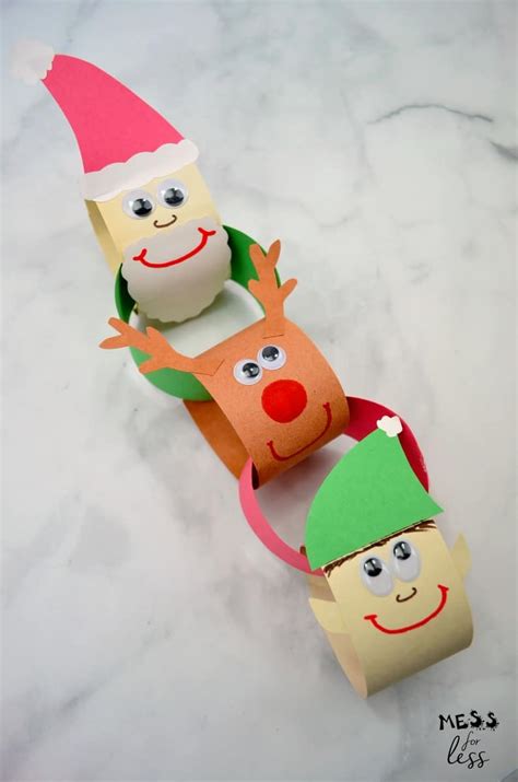 24 Easy Construction Paper Christmas Crafts - Twitchetts