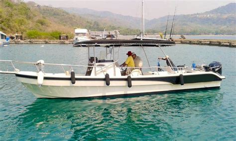 32' Fishing Charter in Cebu, Philippines | GetMyBoat