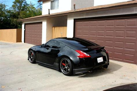 Modified Cars and Trucks: Nissan 370z Black Modified