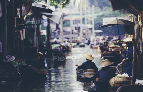 Damnoen Saduak Floating Market — Asian Market, travel - Stock Photo ...