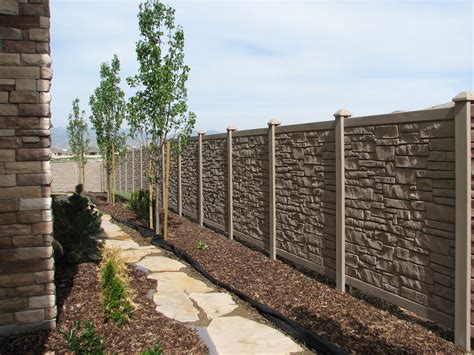 SimTek Vinyl Fencing | Fence Factory