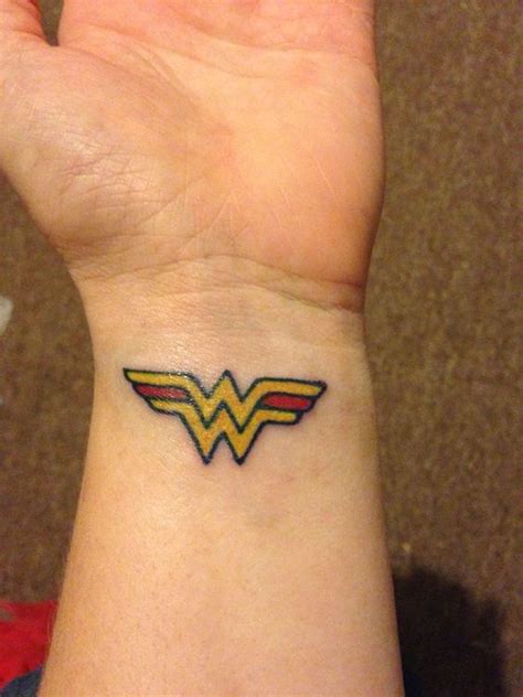 Wonder Woman tattoo: | Wonder woman tattoo, Tattoos for women, Super hero tattoos