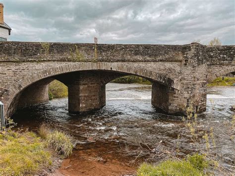 Crickhowell Bridge - How To Visit The Longest Stone Bridge In Wales (2024)!