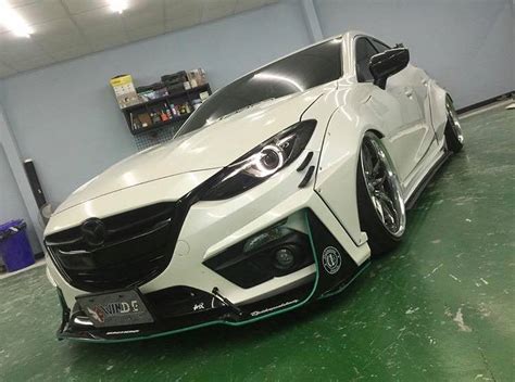 Mazda3 Gets Awesome Widebody Kit in Taiwan - autoevolution