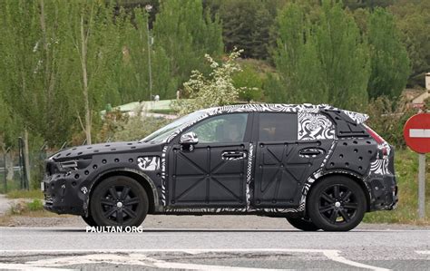 SPIED: Volvo XC40 – interior seen for the first time Volvo XC40 ...