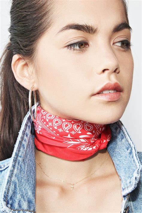 Classic Bandana - Red & White | How to tie bandana, Bandana outfit, Scarf styles