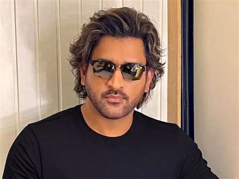 MSD's new long-haired look - MS Dhoni's trendsetting new hairstyle takes internet by storm | The ...