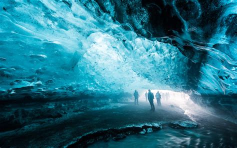 Vatnajokull Glacier, Ice Cave Tour, Iceland - Linger Abroad