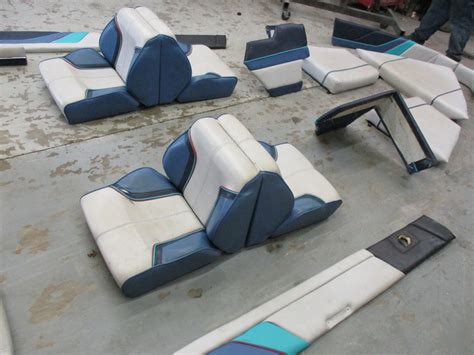 1987 17 Ft Bayliner Capri Interior Seats Cushions, Back Rest, Side Wall | eBay