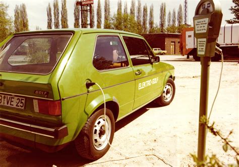 The Volkswagen Elektro-Golf: an Electric Car from 1976 - Dyler