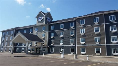 QUALITY INN & SUITES - Prices & Hotel Reviews (Moose Jaw, Saskatchewan)