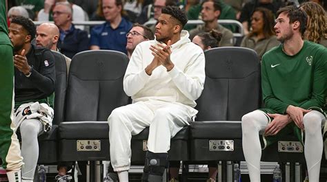 Bucks' Giannis Antetokounmpo gets final injury status update for Game 1 vs. Pacers