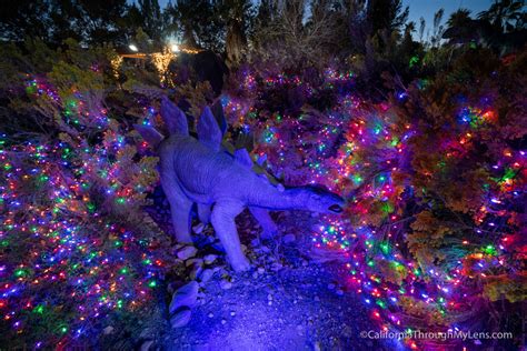 A Cabazon Dinosaurs Christmas in Lights: Santa T-Rex, Christmas Lights & More | LaptrinhX / News