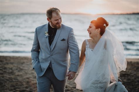 A Fall Beach Wedding in Long Island - Lucie B. Photography