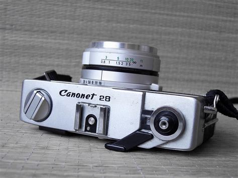 Fotografia Riflessiva: CANON CANONET 28 (1971)