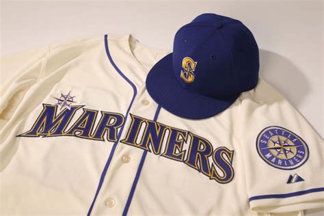 Seattle Mariners new uniform: Alternate has gold accents - Sports ...