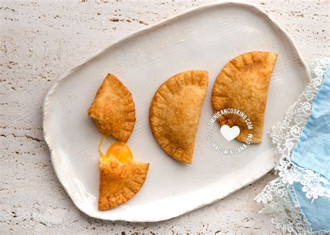 Empanaditas de Yuca: Video-Recipe for Crispy Tapioca Flour Empanadas