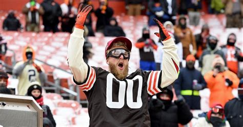 Jake Paul Signs Contract With Cleveland Browns