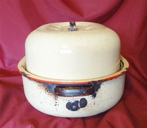 Vintage Large Heavy Beige Red Enamel Turkey Roasting Pan Roaster With ...