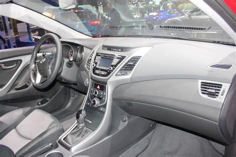 2014 Hyundai Elantra Sport interiors