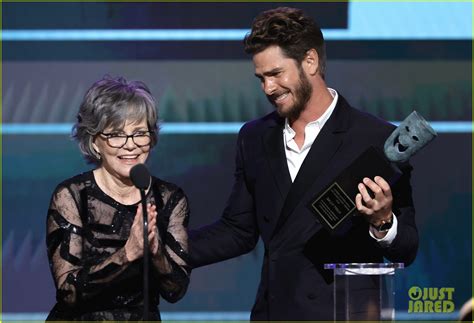 Andrew Garfield Presents Sally Field With Lifetime Achievement Award ...