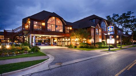 Mackinaw City Hotels - Best Western Plus Dockside Waterfront Hotel