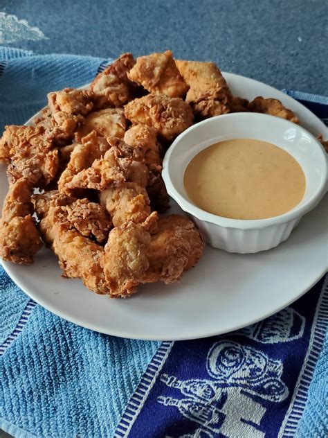 [Homemade] Chicken nuggets and dipping sauce #food #foods | Homemade chicken nuggets, Food ...
