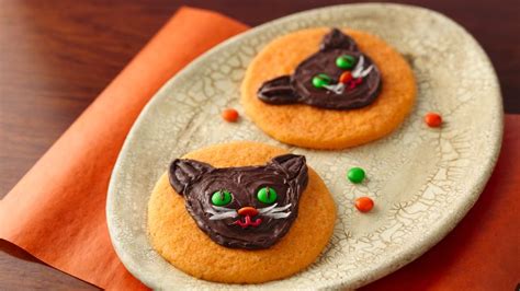 Halloween Cat Cookies recipe - from Tablespoon!