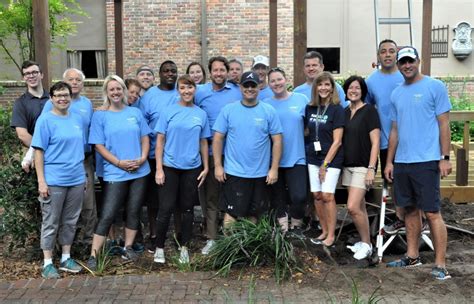 Cunningham lends a hand to STEAM lab construction at Summerville Elementary | Education ...