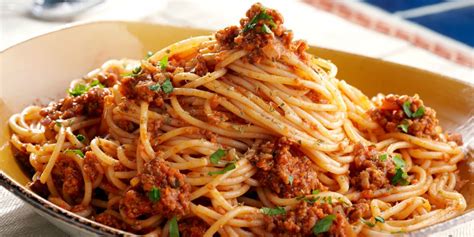 Spaghetti bolognese: Italian chefs show world the correct way - Waterall