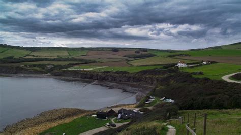 How to Spend a Day at Kimmeridge Bay - ViewBritain.com