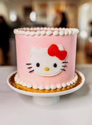 Hello Kitty Cake - Hapa Cupcakes & Bakery - Orange County, CA | Hapa Bakery