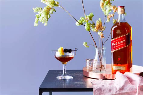 3 Johnnie Walker Whisky Cocktail Recipes to Keep Your Spirits High ...